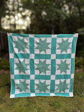 Load image into Gallery viewer, Weathered Jade Eight Point Star