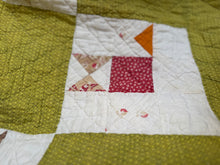 Load image into Gallery viewer, scrappy ohio star quilt