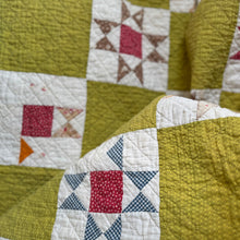 Load image into Gallery viewer, scrappy ohio star quilt