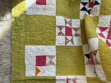 Load image into Gallery viewer, scrappy ohio star quilt