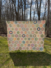 Load image into Gallery viewer, flower garden quilt