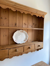 Load image into Gallery viewer, antique pine plate rack with scalloped detailing
