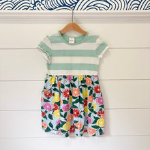 Load image into Gallery viewer, Hanna Andersson Girls Citrus Dress - Size 5 Years
