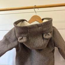 Load image into Gallery viewer, Old Navy hooded bear coat - 2t￼
