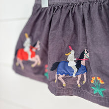 Load image into Gallery viewer, Mini Boden Corduroy Horse Skirt - Size 3-4 Years
