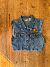 Load image into Gallery viewer, vintage winnie the pooh denim vest - small
