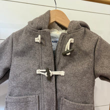 Load image into Gallery viewer, Old Navy hooded bear coat - 2t￼
