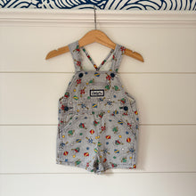 Load image into Gallery viewer, vintage liberty short talls - 12-18m
