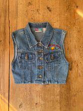 Load image into Gallery viewer, vintage winnie the pooh denim vest - small

