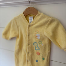Load image into Gallery viewer, vintage carters yellow onesie - 8-12.5lbs
