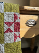 Load image into Gallery viewer, scrappy ohio star quilt
