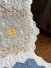 Load image into Gallery viewer, flower garden quilt
