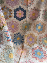 Load image into Gallery viewer, flower garden quilt
