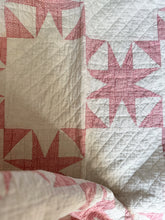 Load image into Gallery viewer, calico sun ray’s quilt
