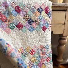 Load image into Gallery viewer, feedsack chain quilt
