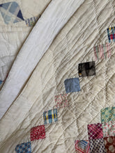 Load image into Gallery viewer, feedsack chain quilt
