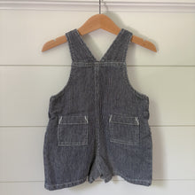 Load image into Gallery viewer, vintage baseball short talls 3-6m
