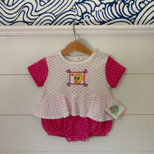 Load image into Gallery viewer, rare vintage 1999 tweety bird romper 6-9m
