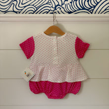 Load image into Gallery viewer, rare vintage 1999 tweety bird romper 6-9m
