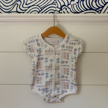 Load image into Gallery viewer, vintage first impressions romper 12m
