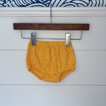 Load image into Gallery viewer, Vintage Carters Goldfish Bloomers - 0-3 months
