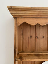 Load image into Gallery viewer, antique pine plate rack with scalloped detailing
